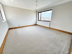 Bedroom- click for photo gallery